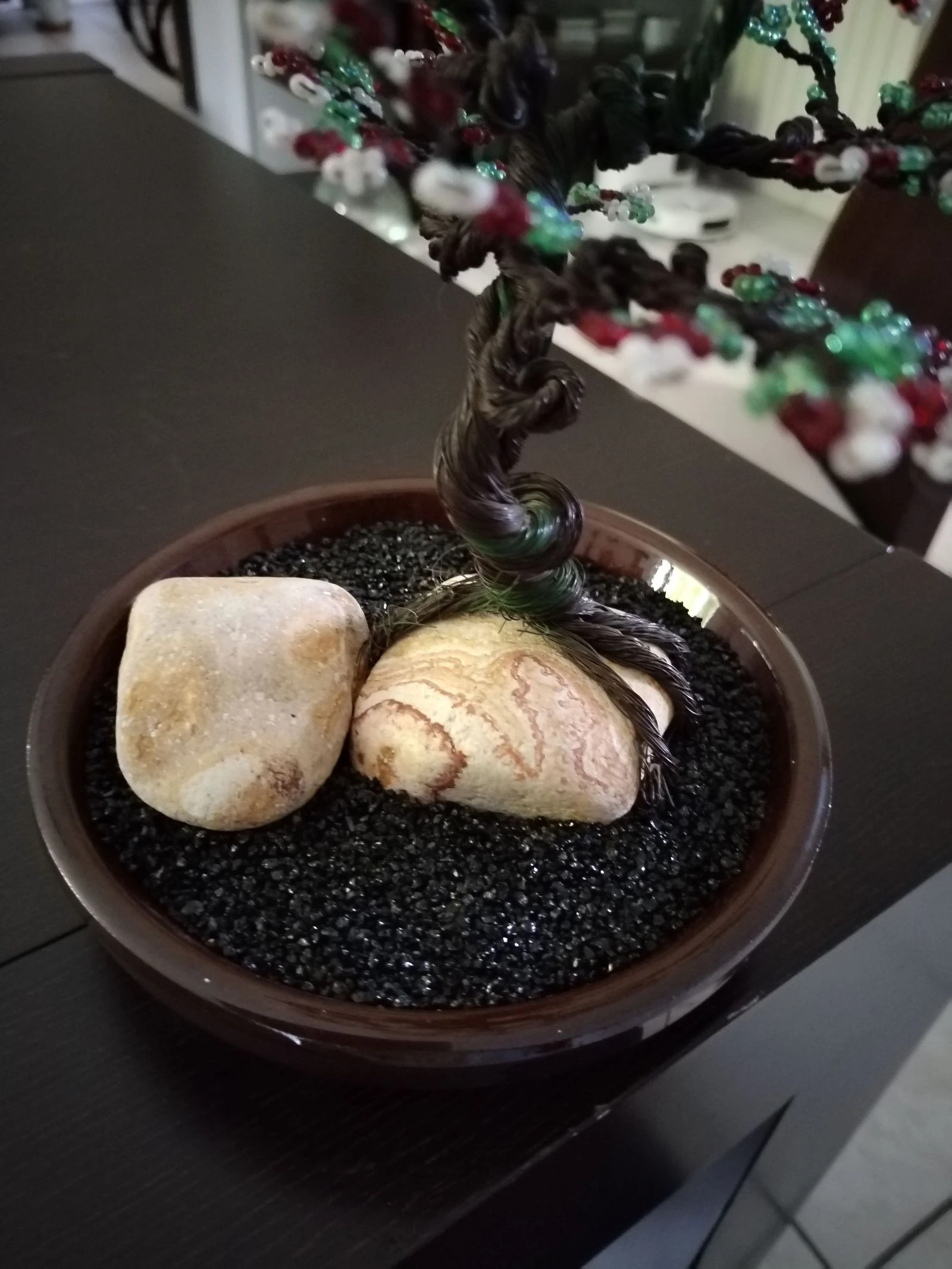 Very beautiful bonsai sculpture made of wire and pretty small beads. Handmade artisanal. – photo 5